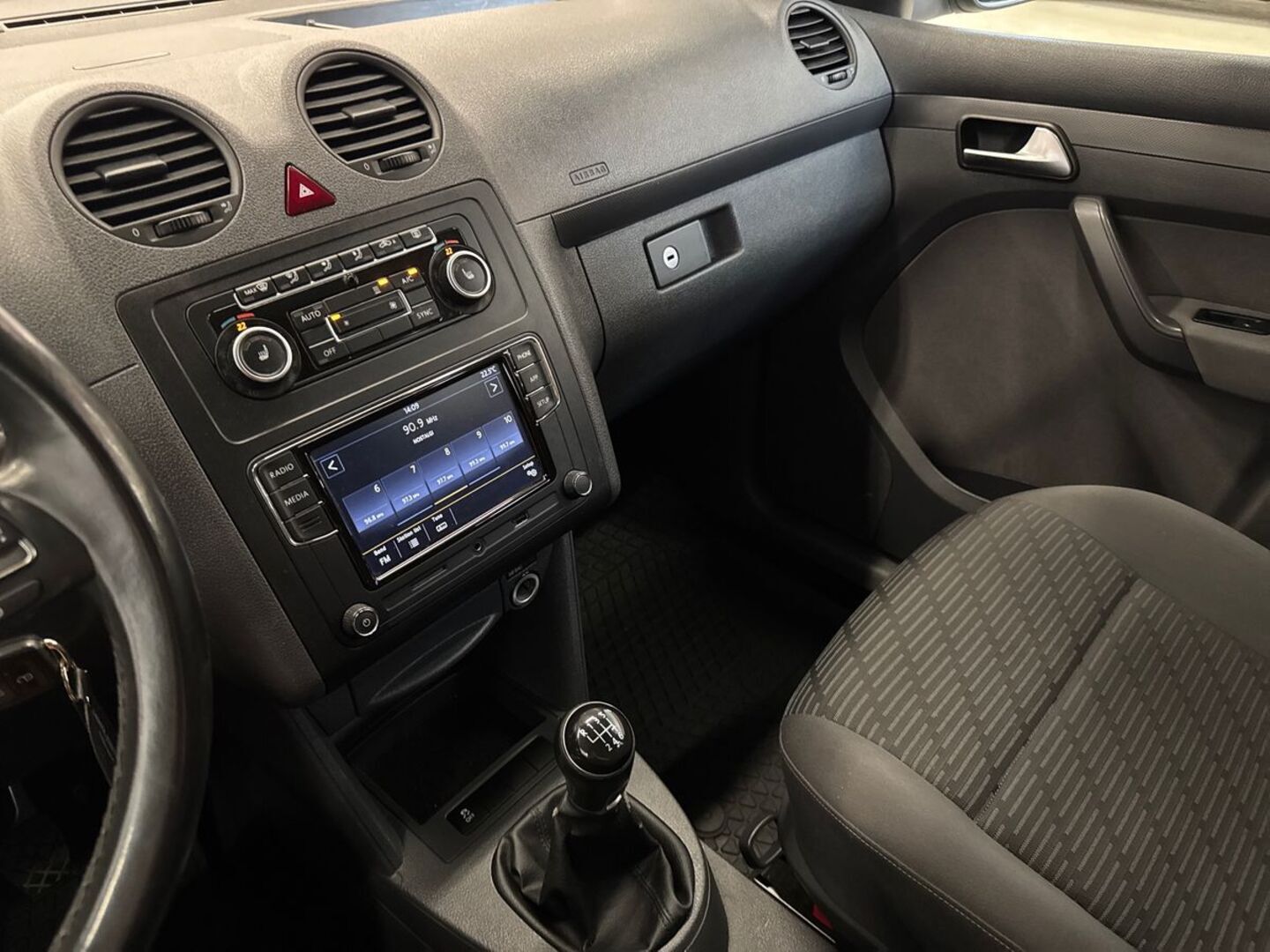 VOLKSWAGEN Caddy Maxi 2014