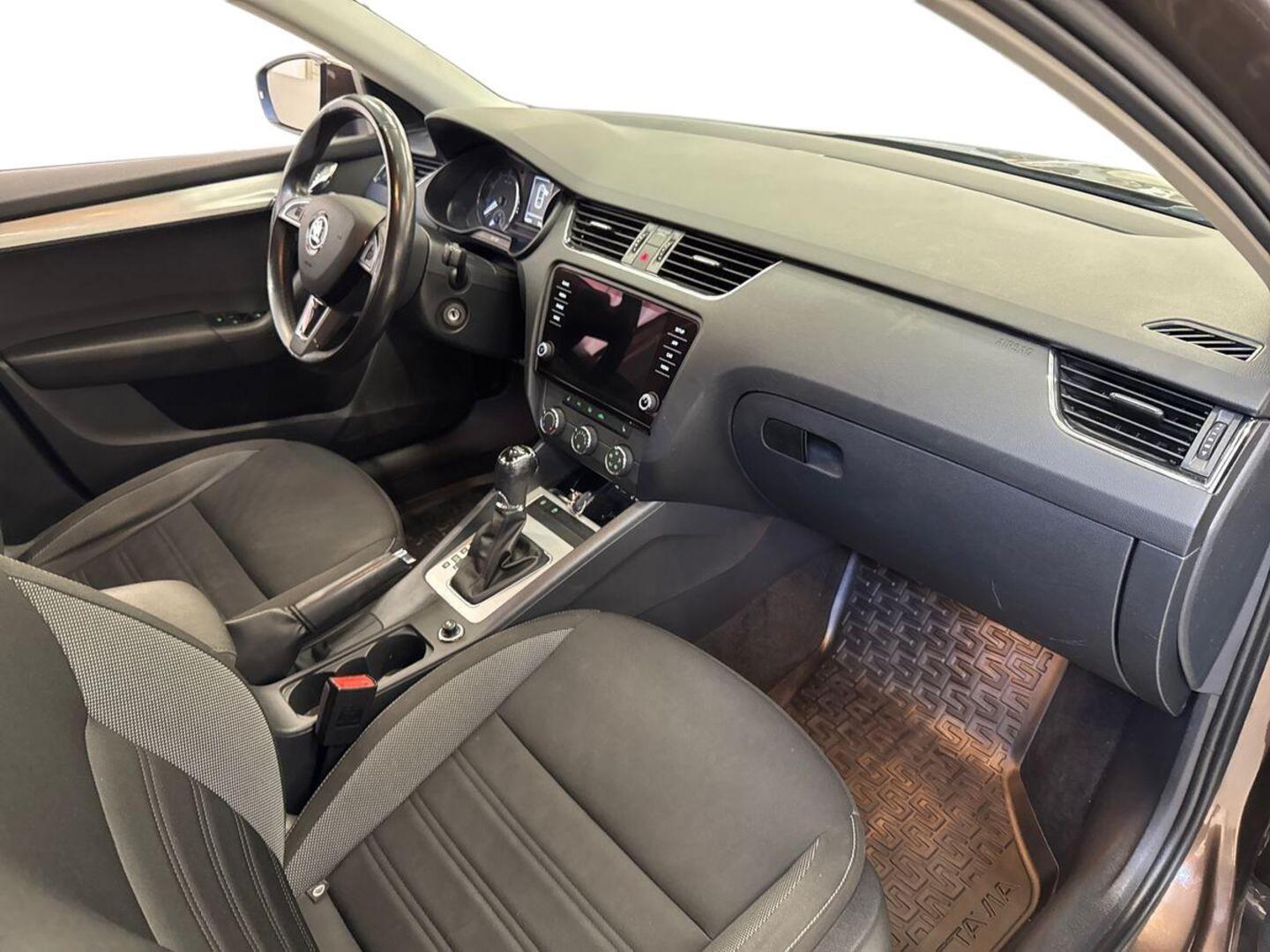 SKODA Octavia 2017