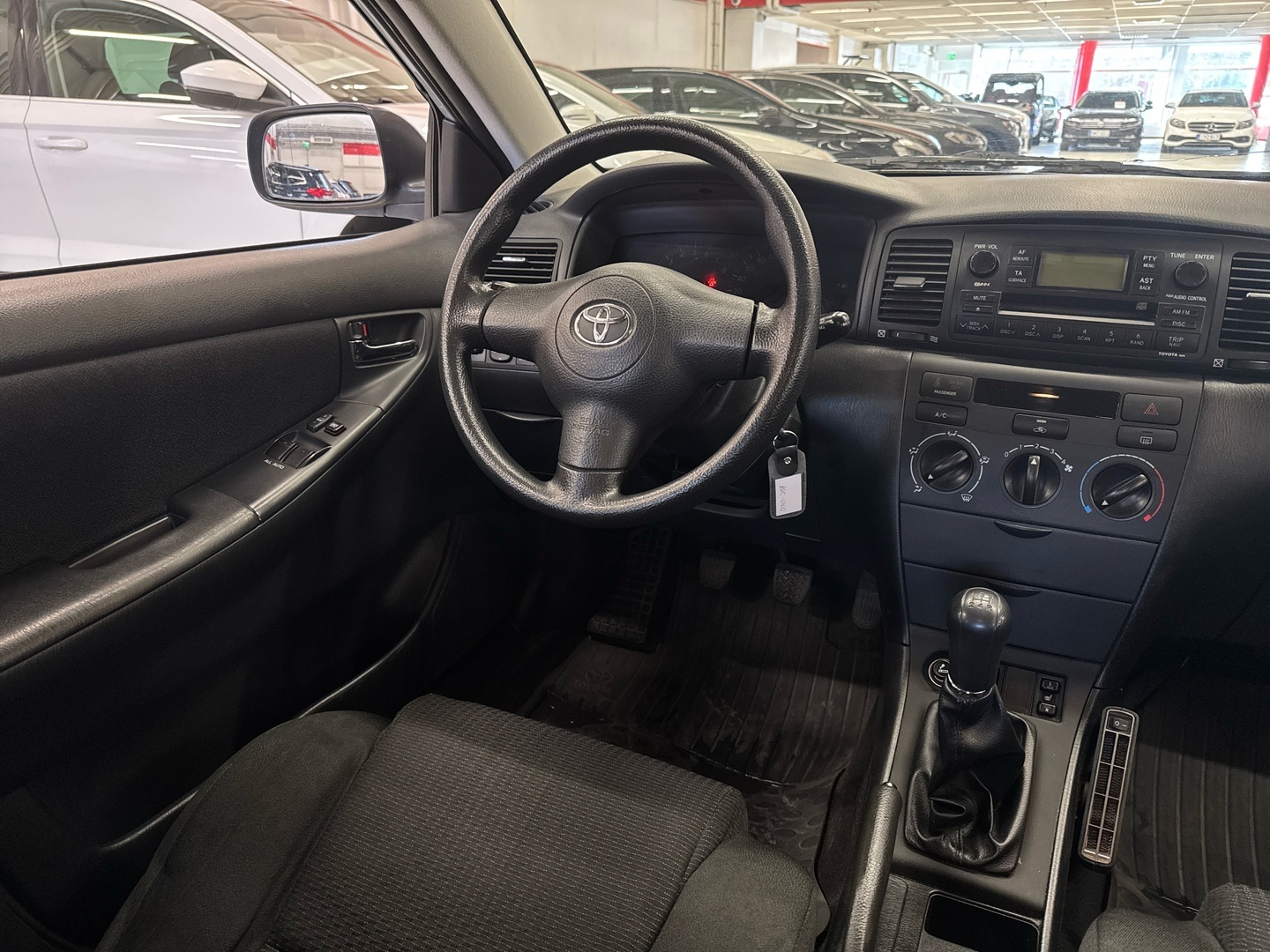 TOYOTA Corolla 2004