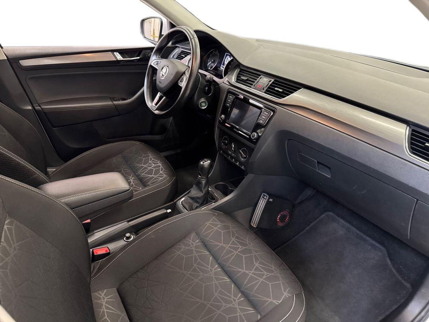 SKODA Rapid 2019