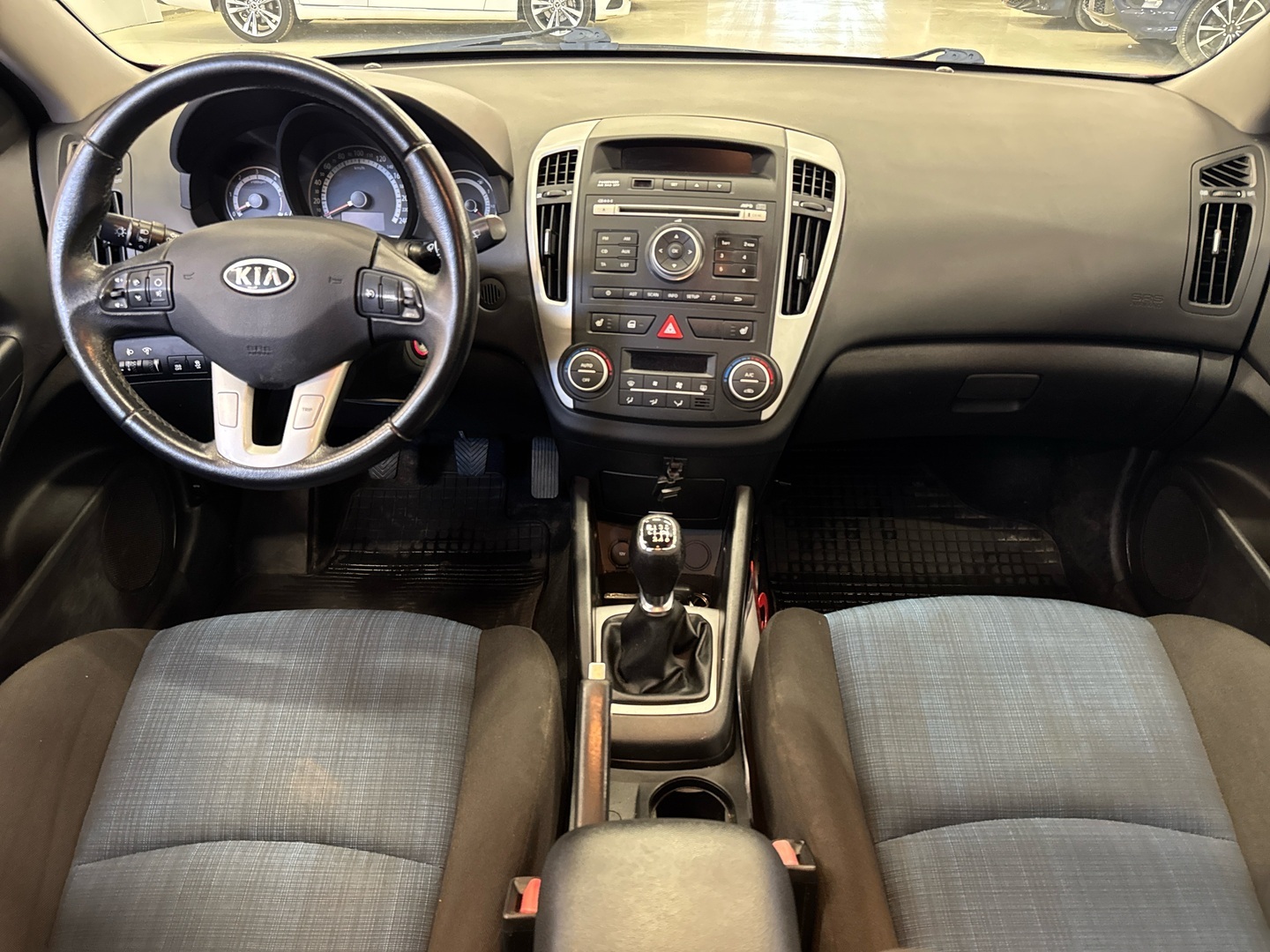 KIA cee'd 2011