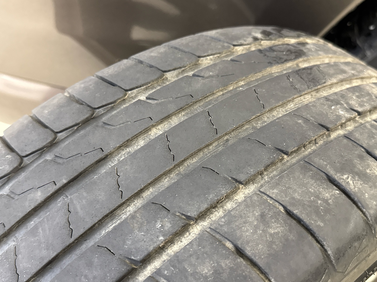 MITSUBISHI Outlander 2016