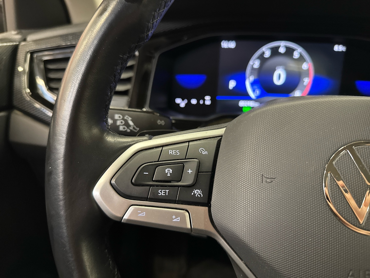 VOLKSWAGEN Polo 2022