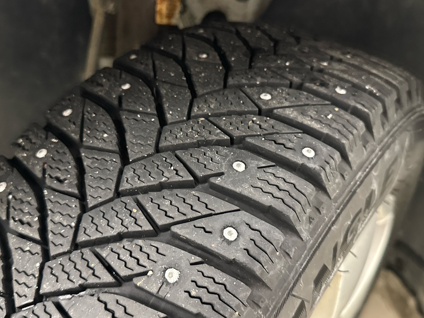 VOLKSWAGEN Caddy 2011