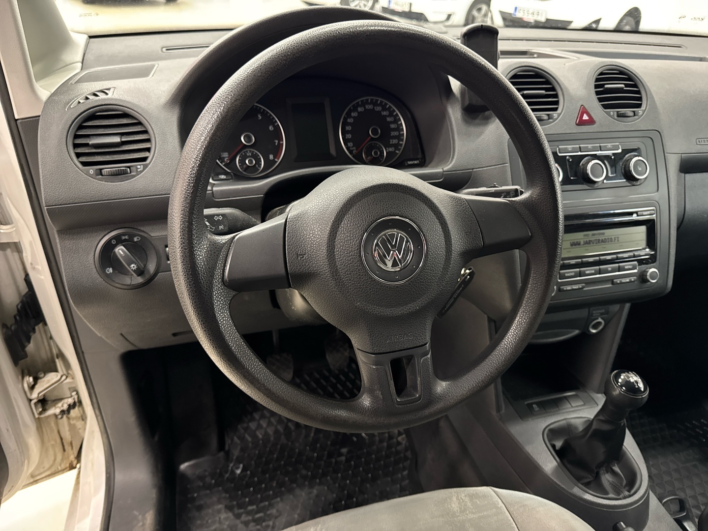 VOLKSWAGEN Caddy 2011