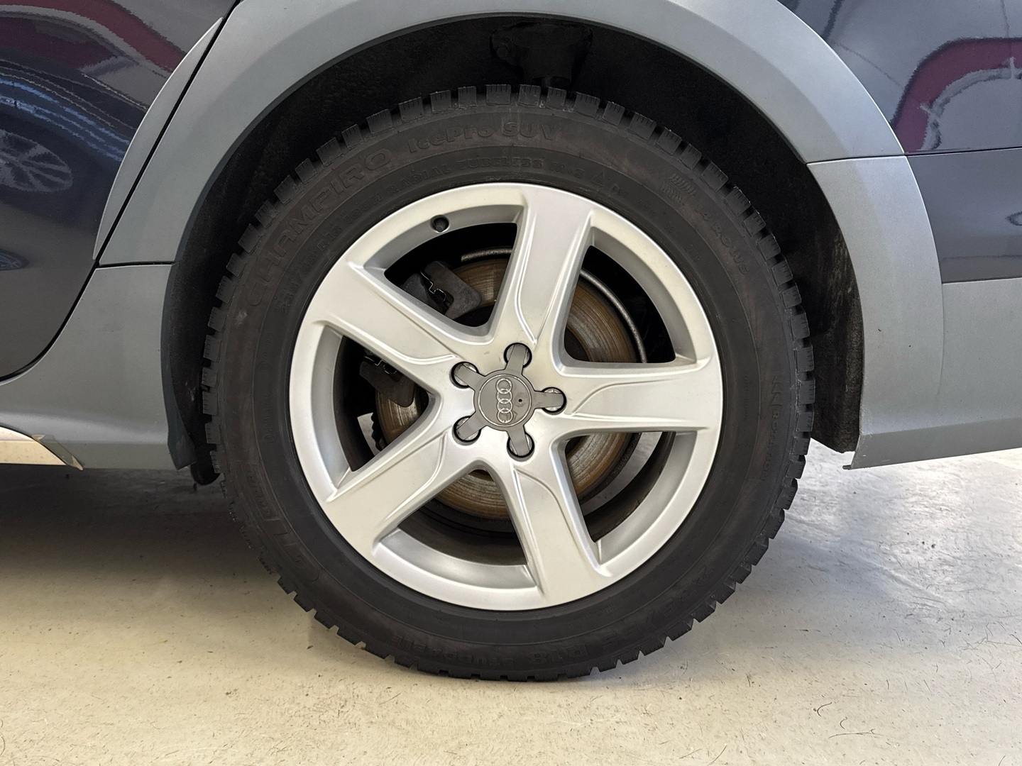 AUDI A6 allroad quattro 2013