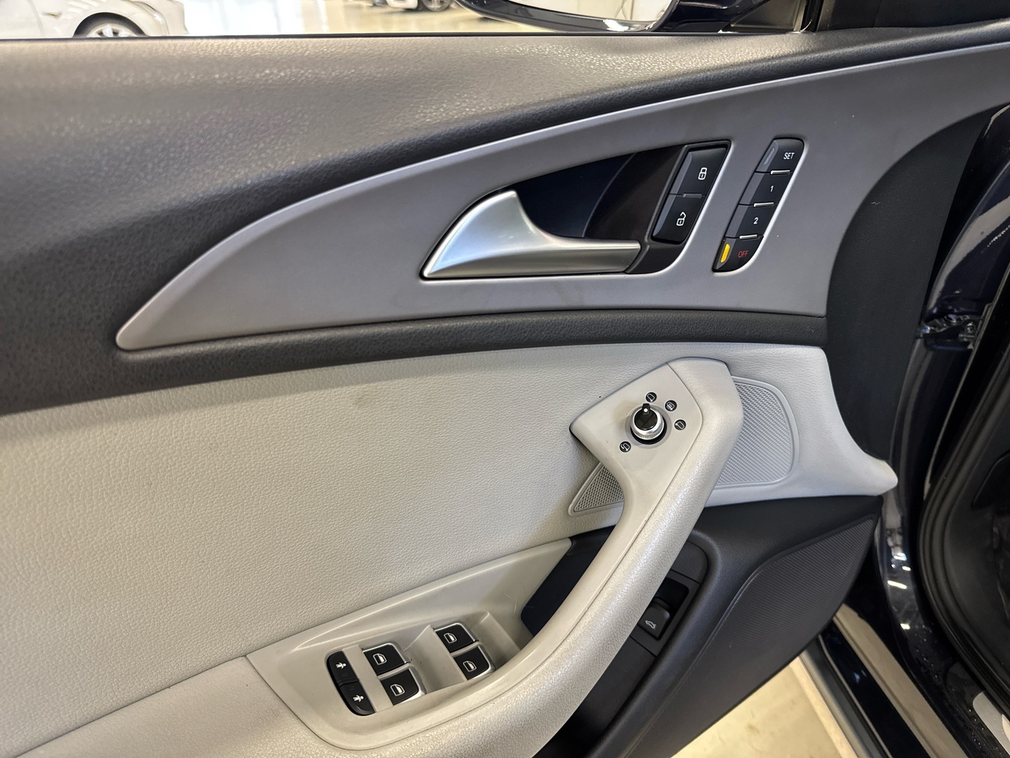 AUDI A6 allroad quattro 2013