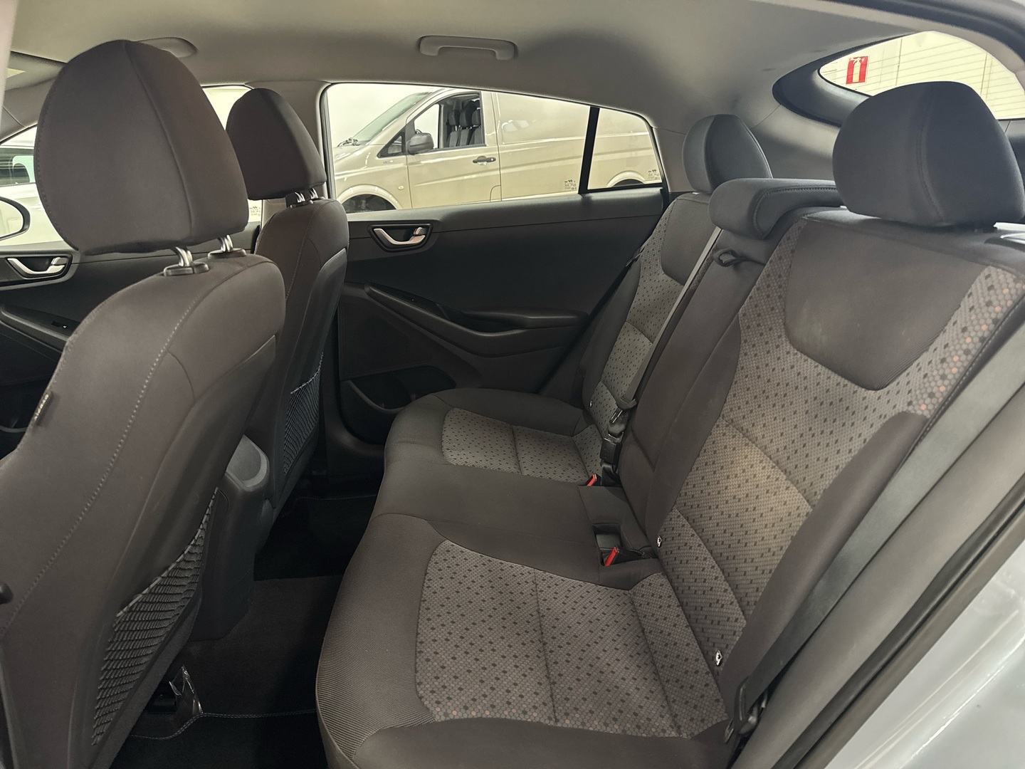 HYUNDAI IONIQ electric 2017