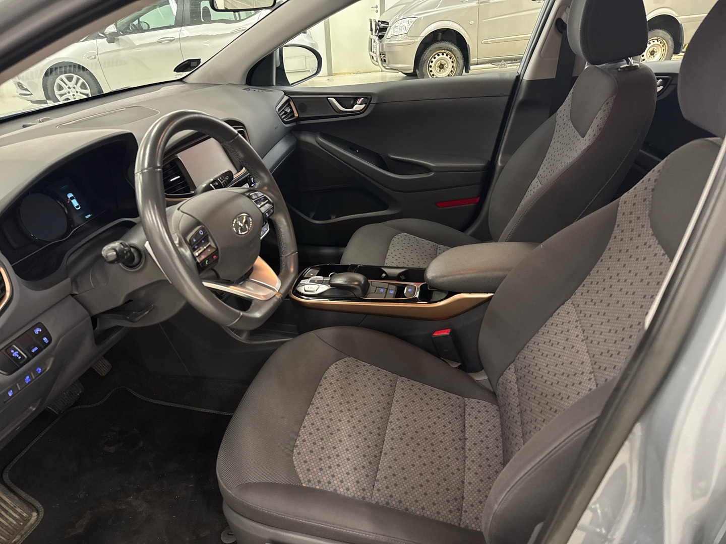 HYUNDAI IONIQ electric 2017