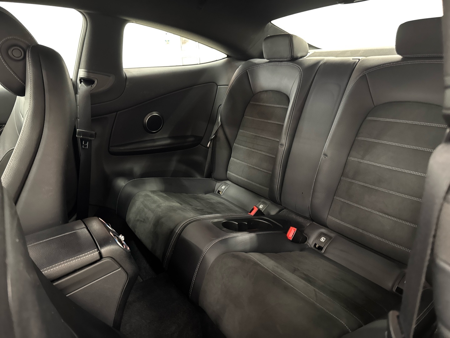 MERCEDES-BENZ C 2016