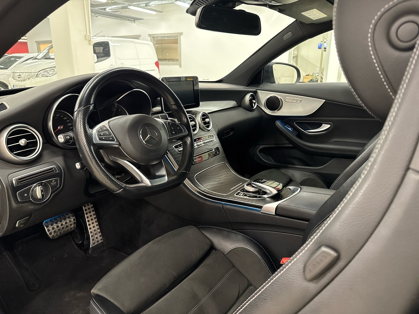 MERCEDES-BENZ C 2016