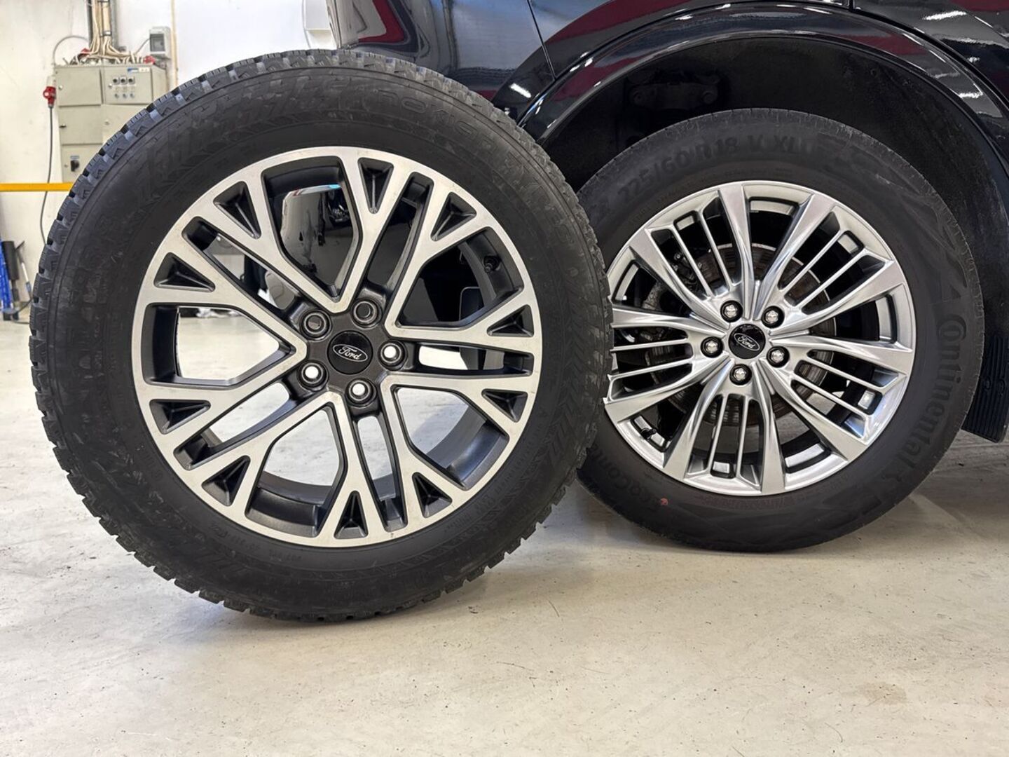 FORD Kuga 2023