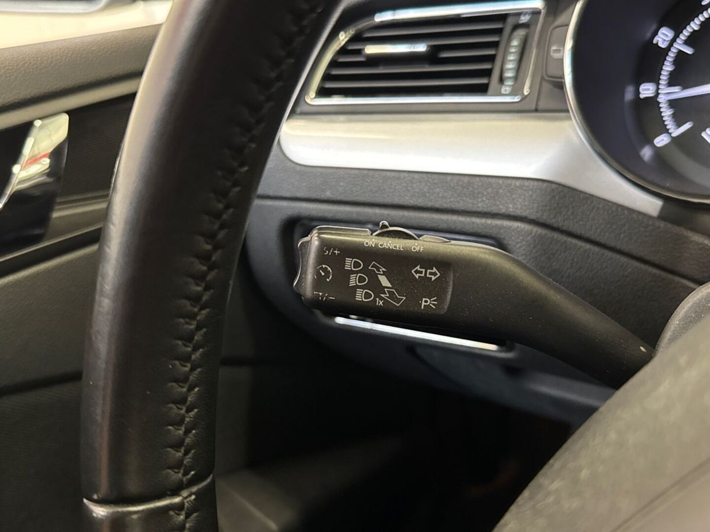 SKODA Superb 2013