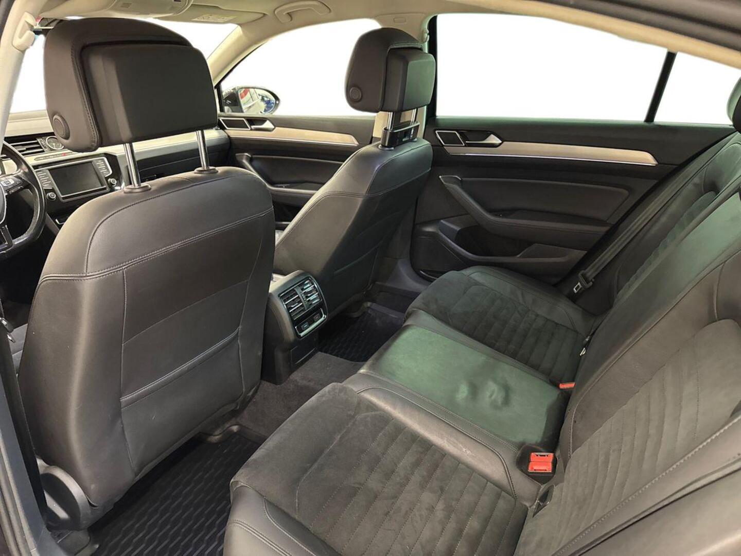 VOLKSWAGEN Passat 2015
