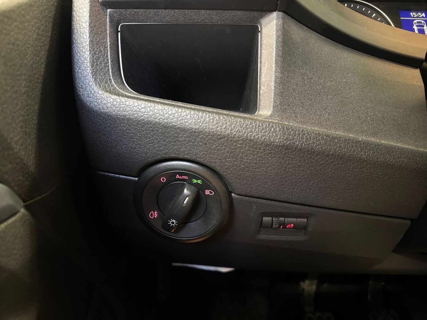 VOLKSWAGEN Caravelle 2016