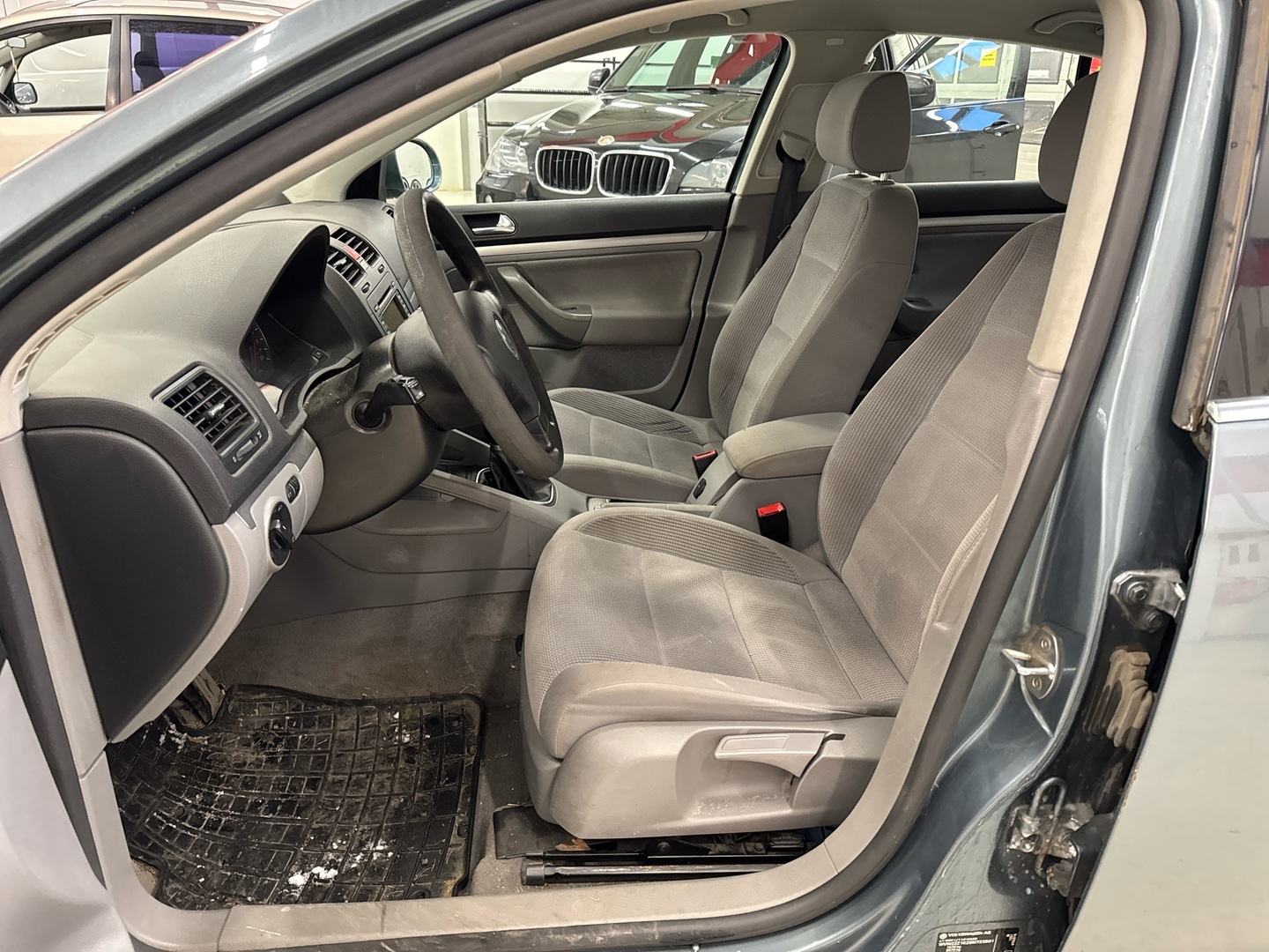 VOLKSWAGEN Jetta 2006