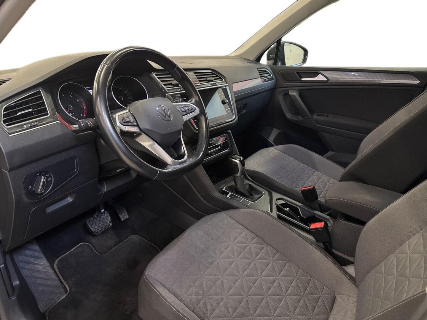 VOLKSWAGEN Tiguan 2022