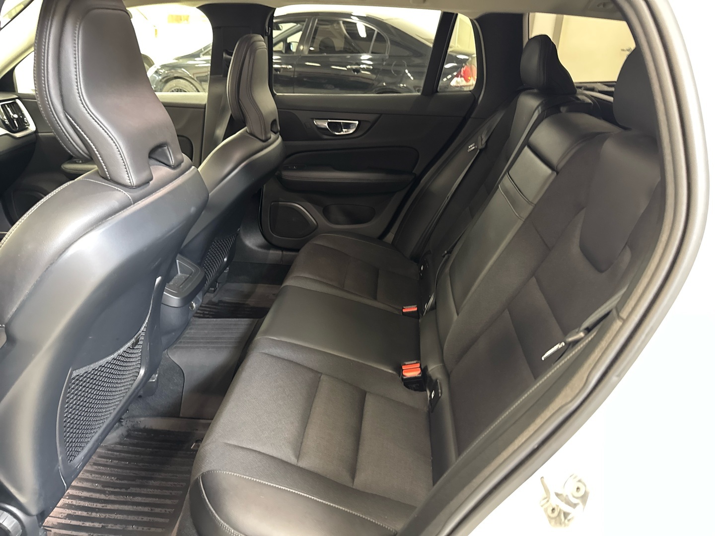 VOLVO V60 2019