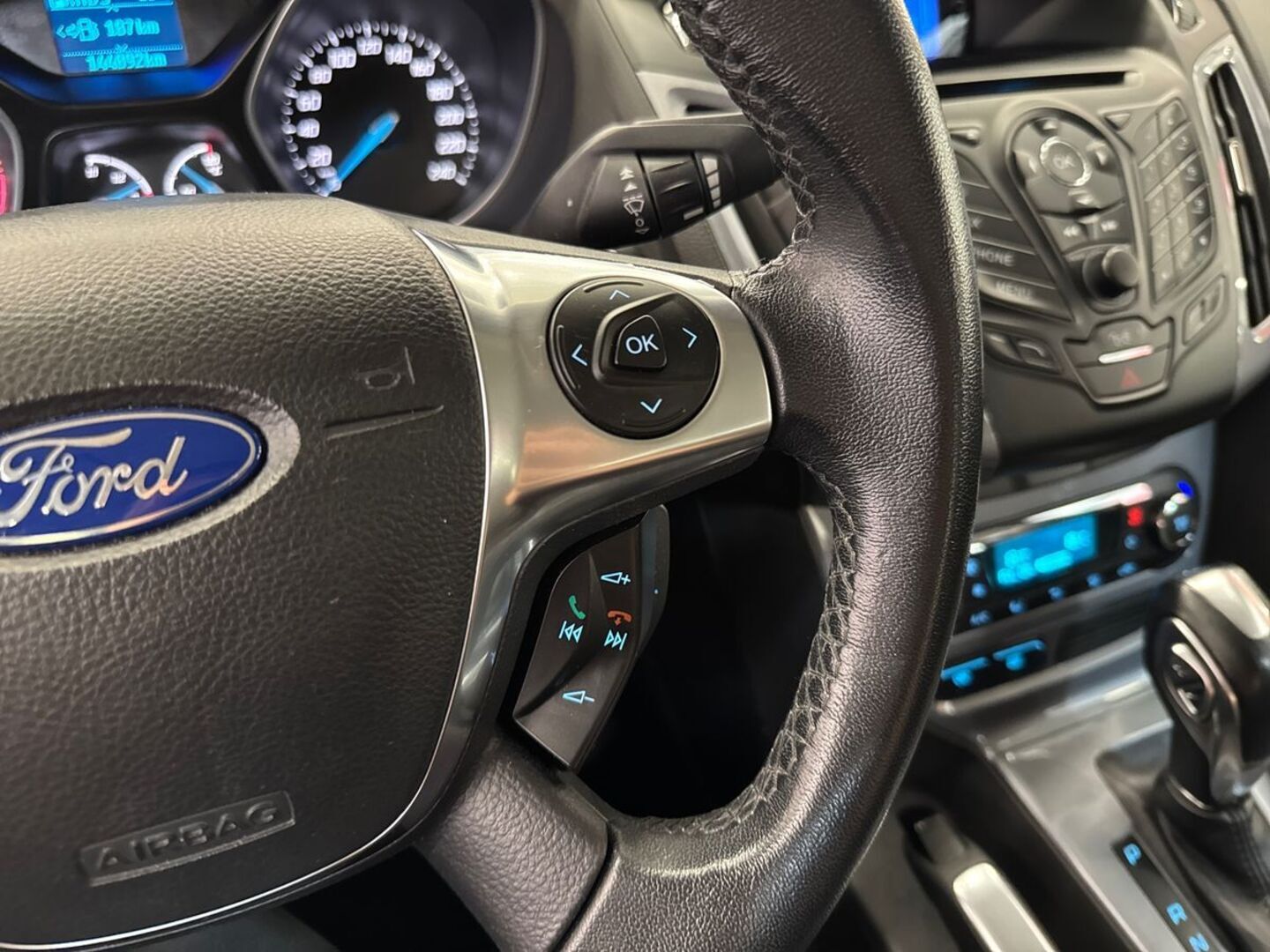 FORD Focus 2012