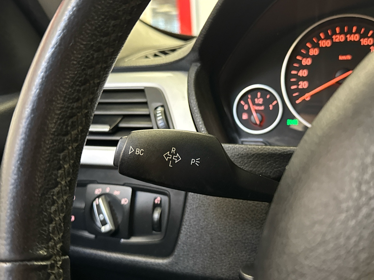 BMW 316 2012