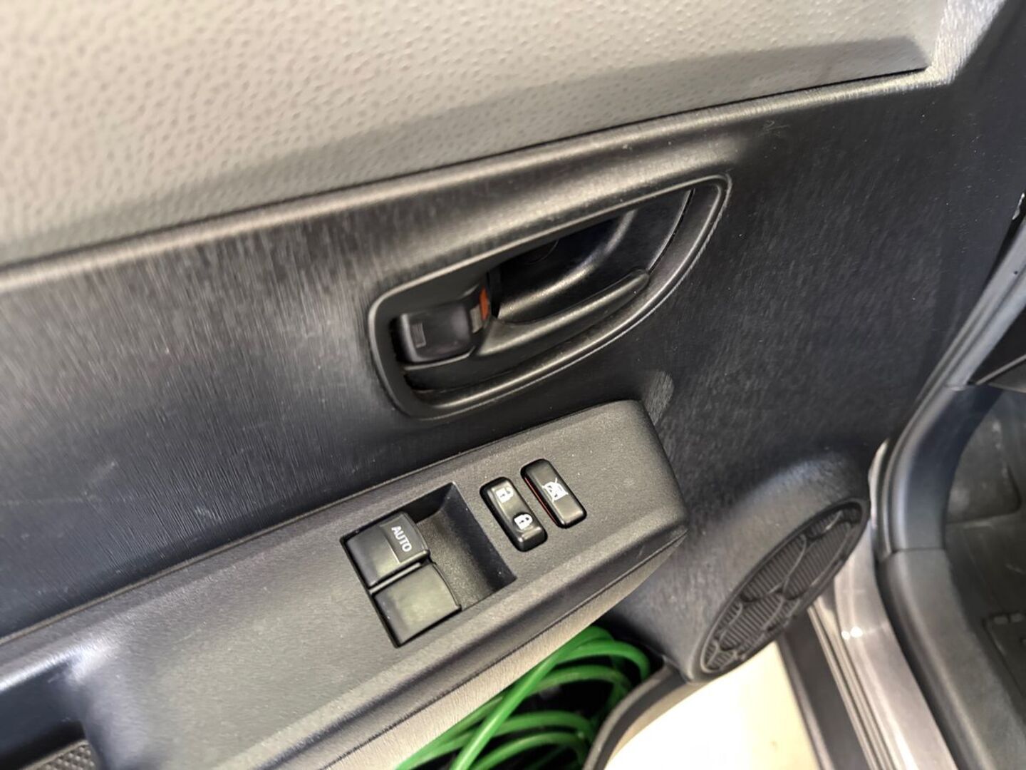TOYOTA Yaris 2014