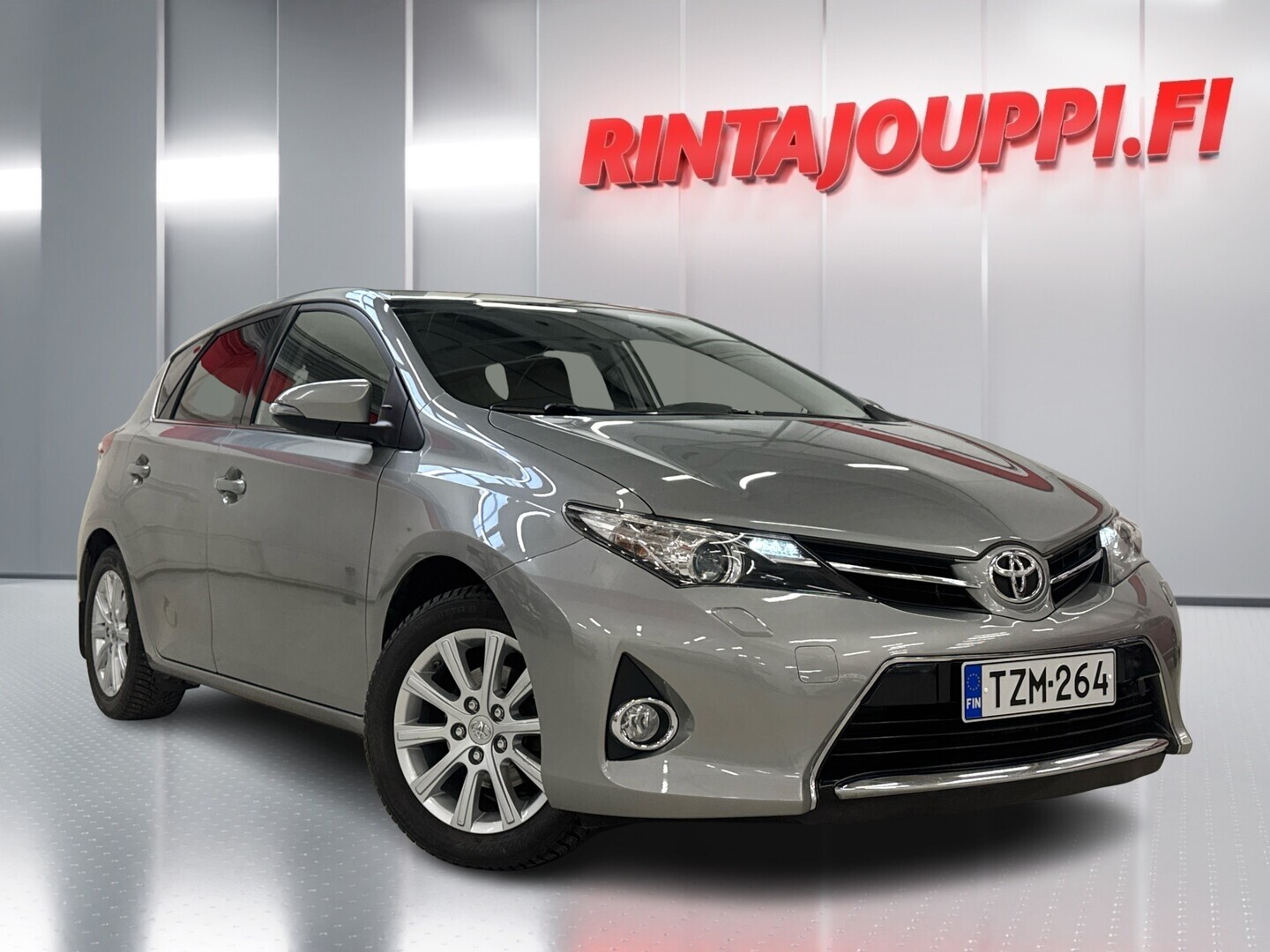 TOYOTA Auris 2014