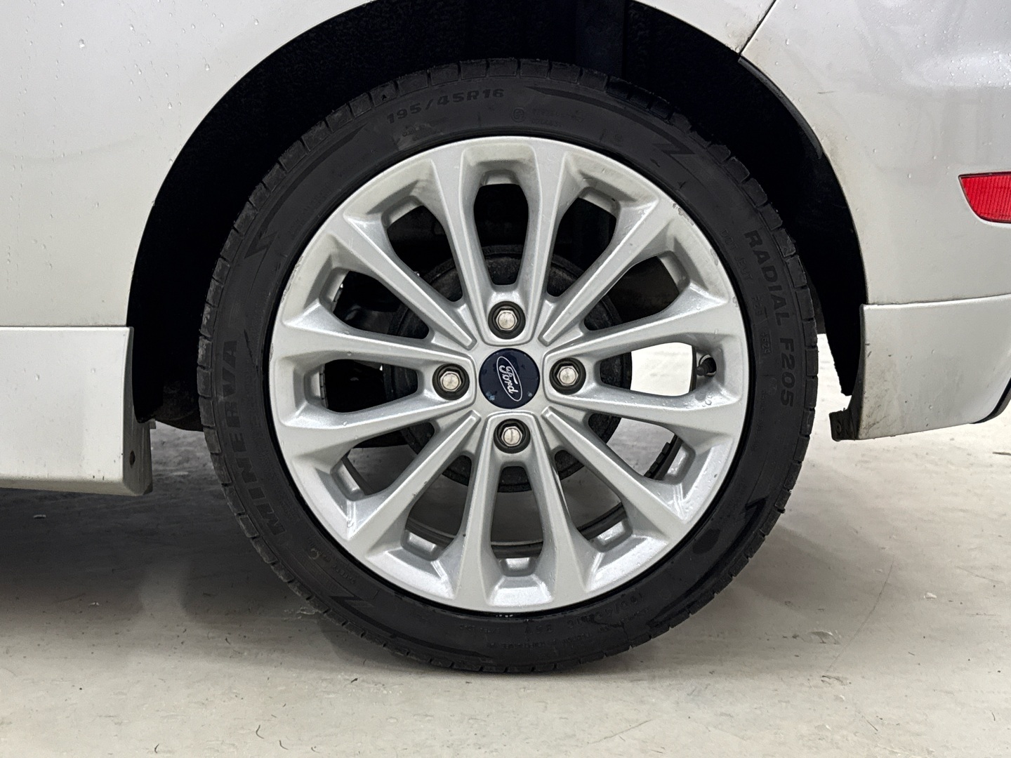 FORD Fiesta Van 2015