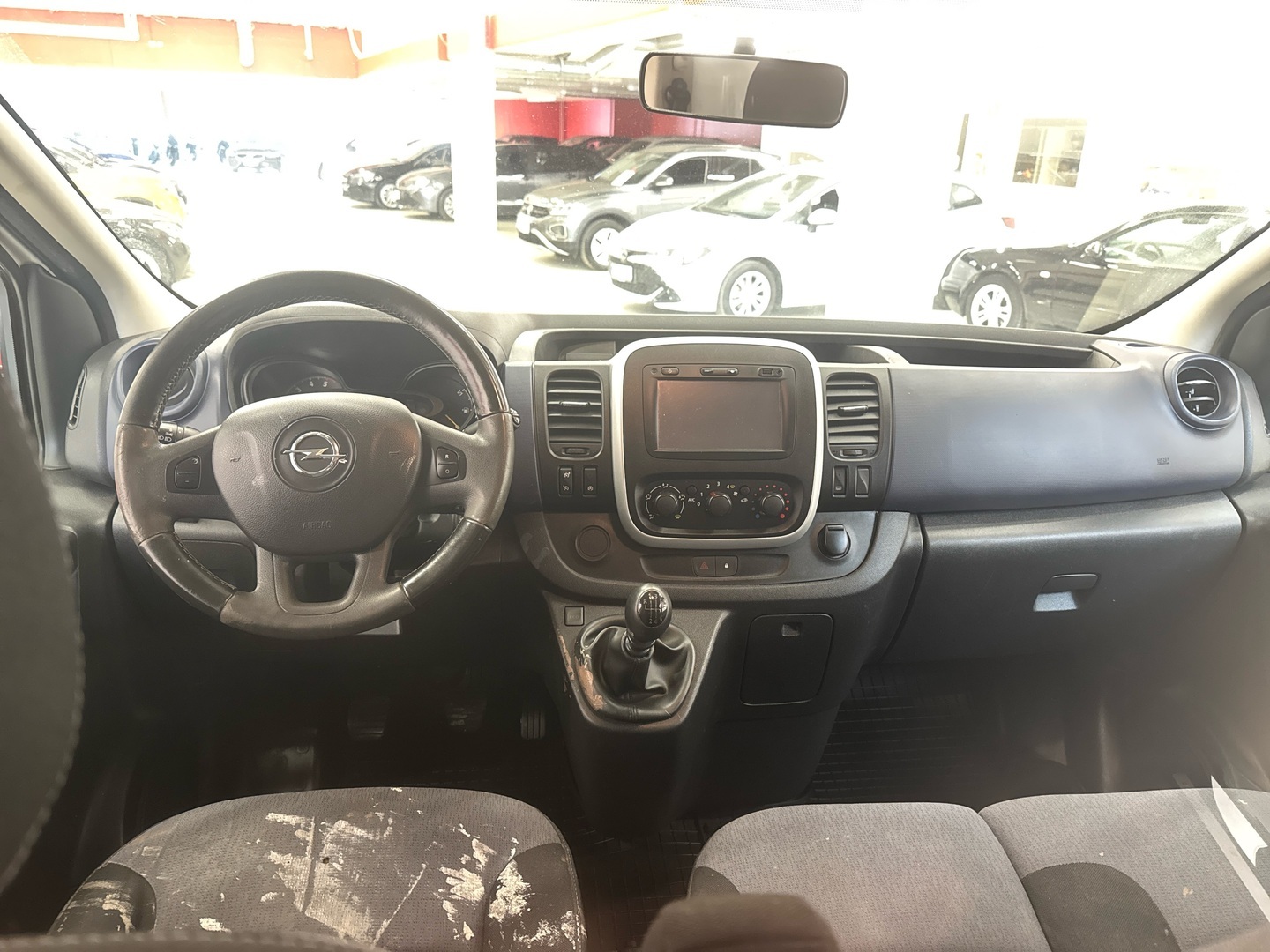 OPEL Vivaro 2015