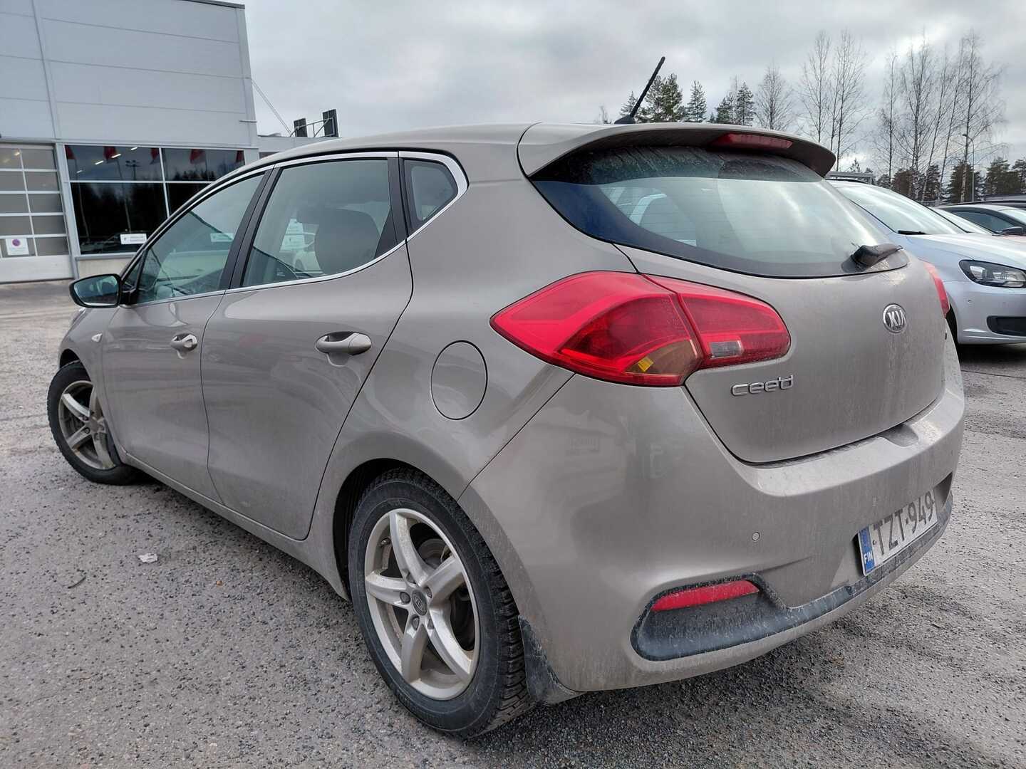 KIA cee'd 2015