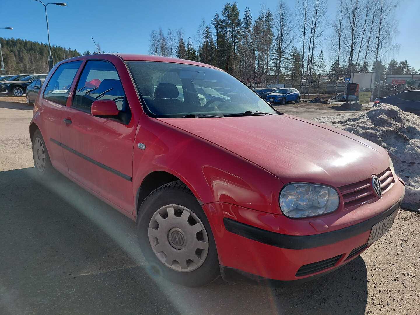 VOLKSWAGEN Golf 2000