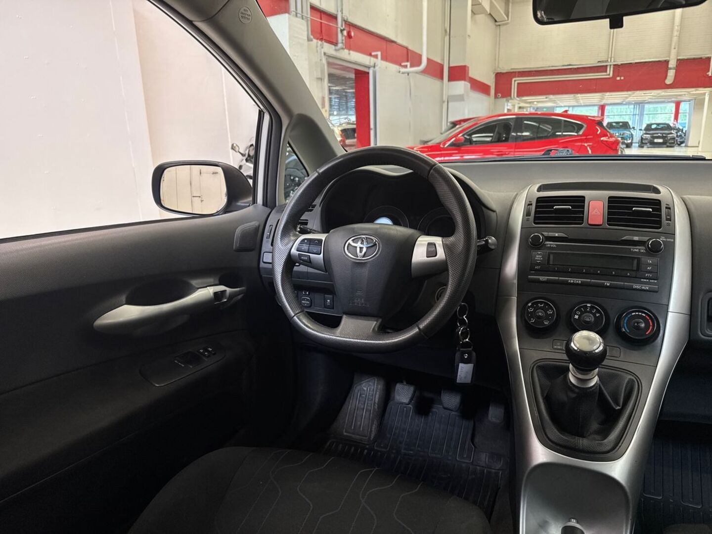 TOYOTA Auris 2010