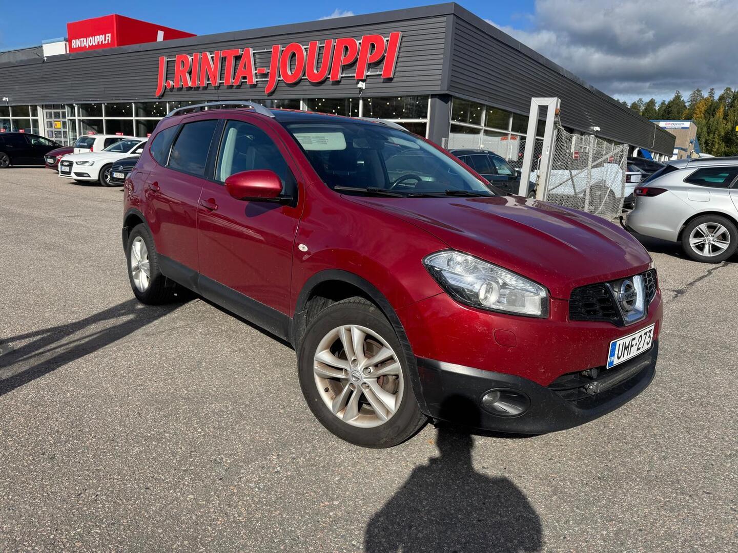 NISSAN Qashqai+2 2010