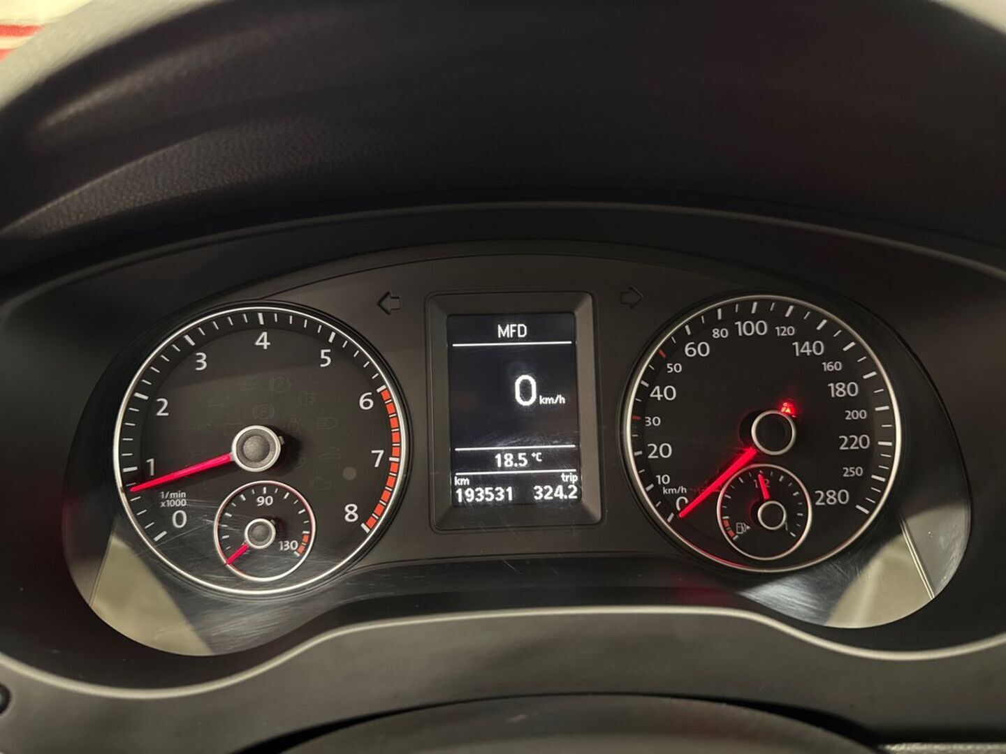 VOLKSWAGEN Jetta 19