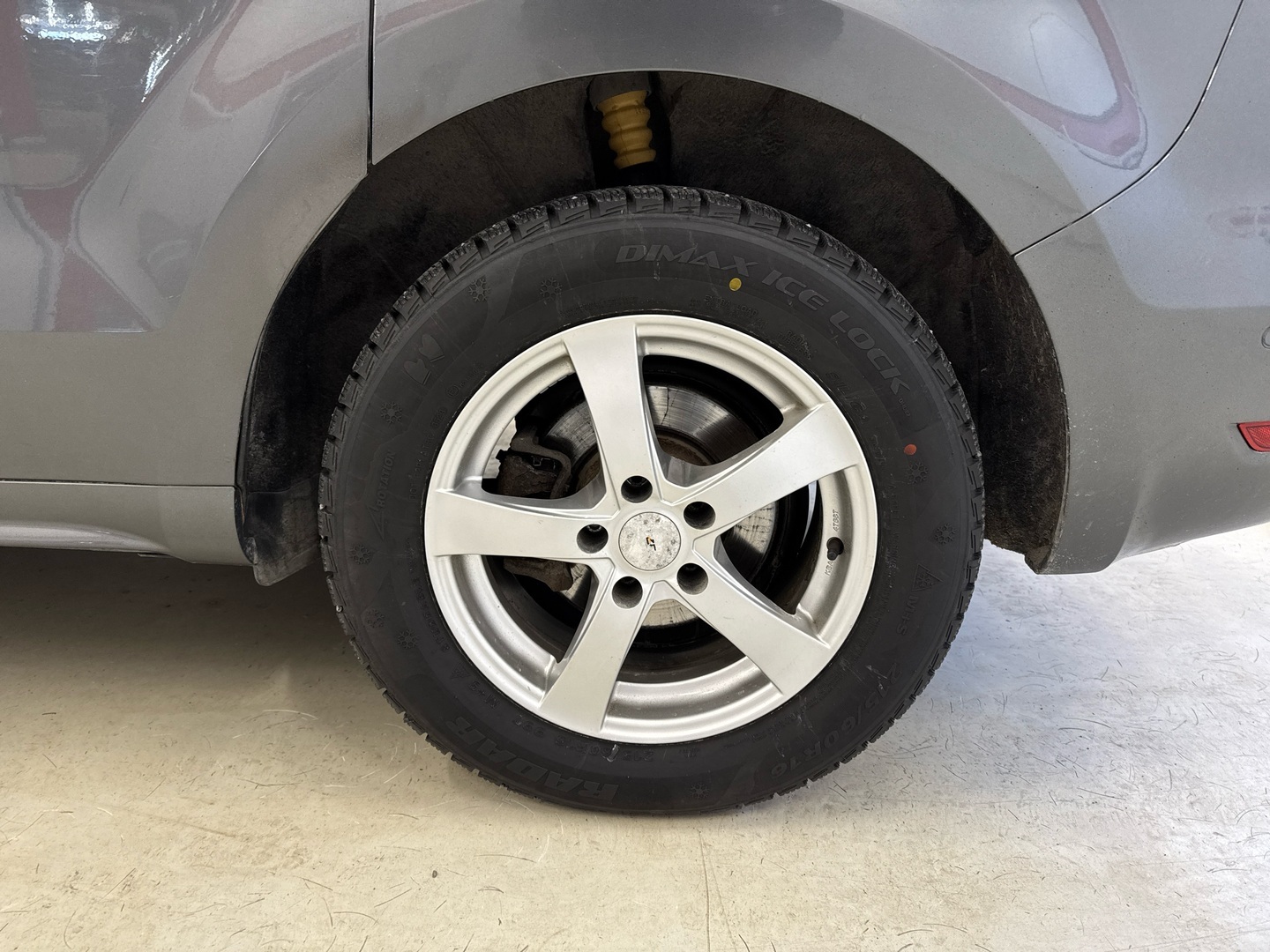 VOLKSWAGEN Sharan 2012