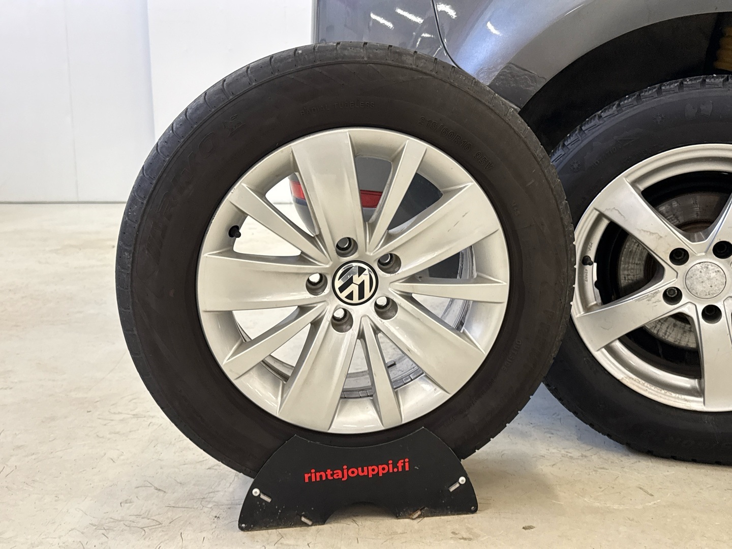 VOLKSWAGEN Sharan 2012