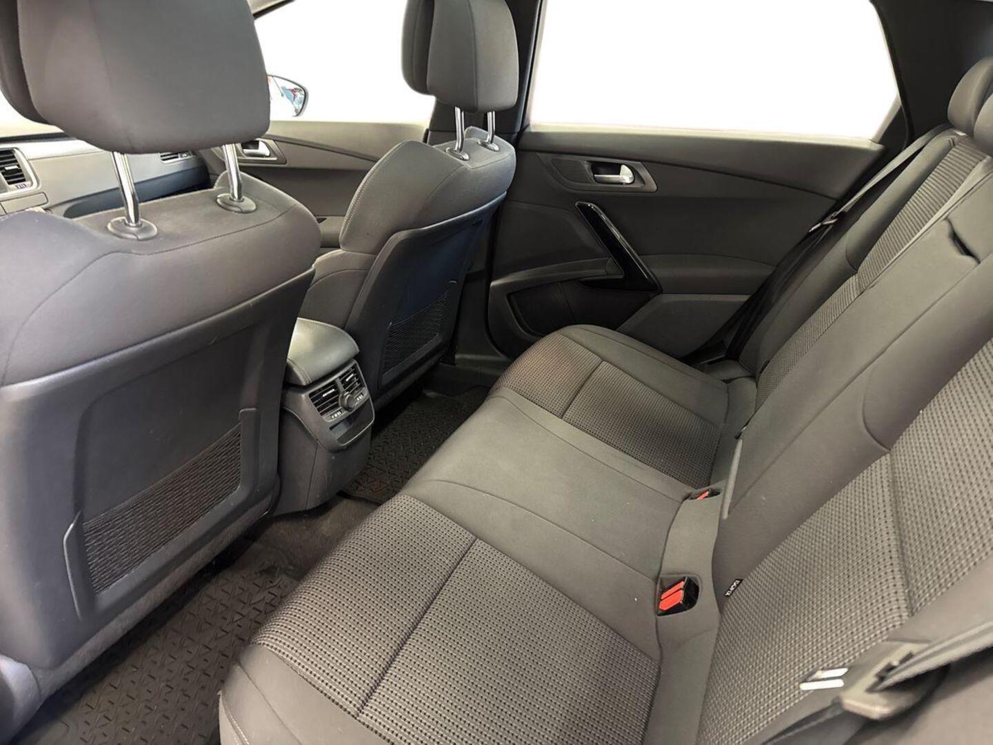 PEUGEOT 508 2015