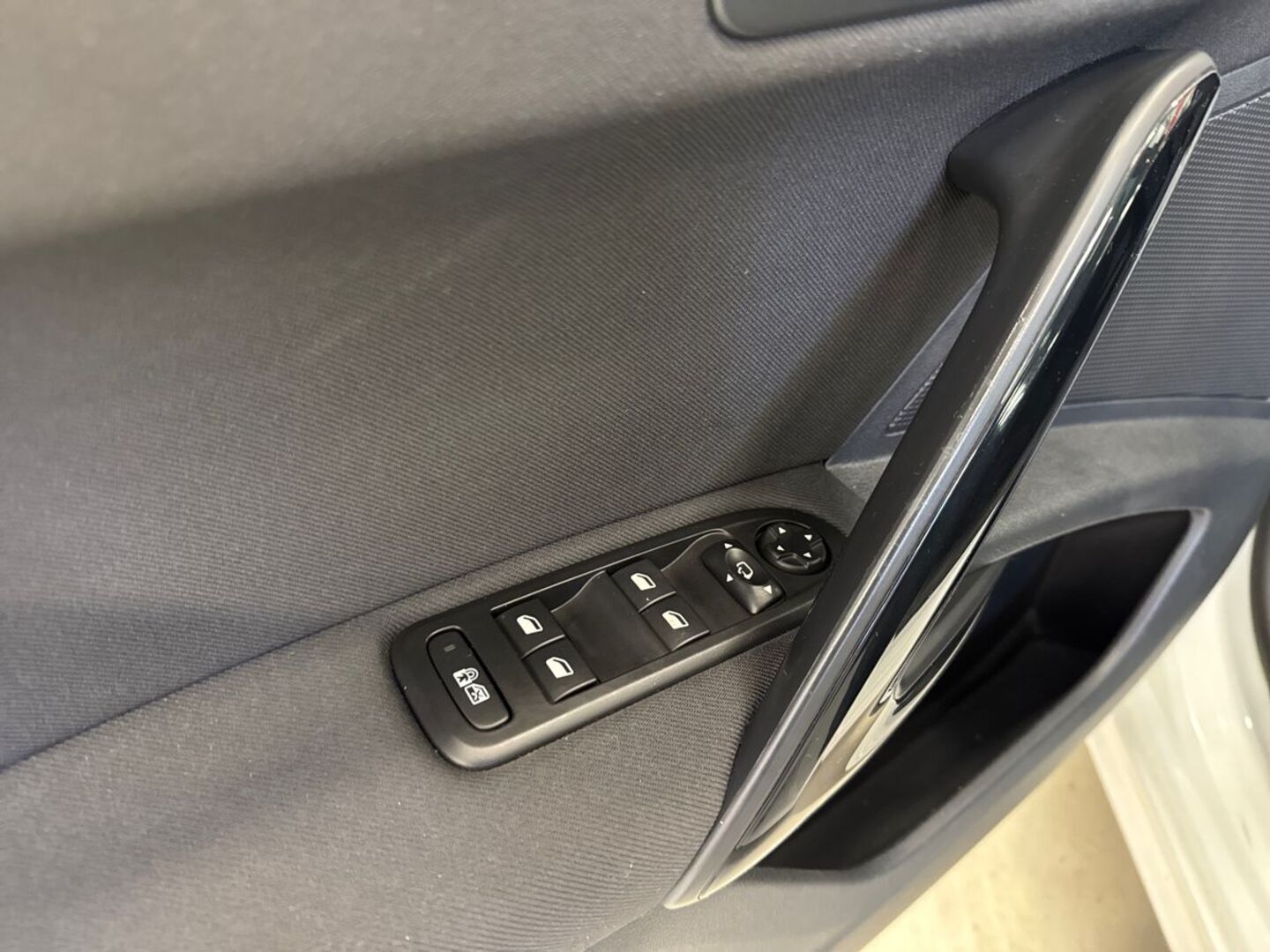 PEUGEOT 508 2015