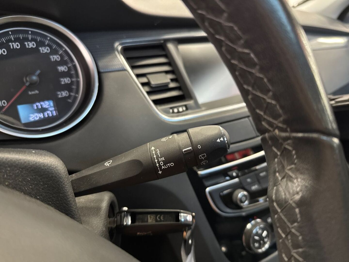 PEUGEOT 508 2015