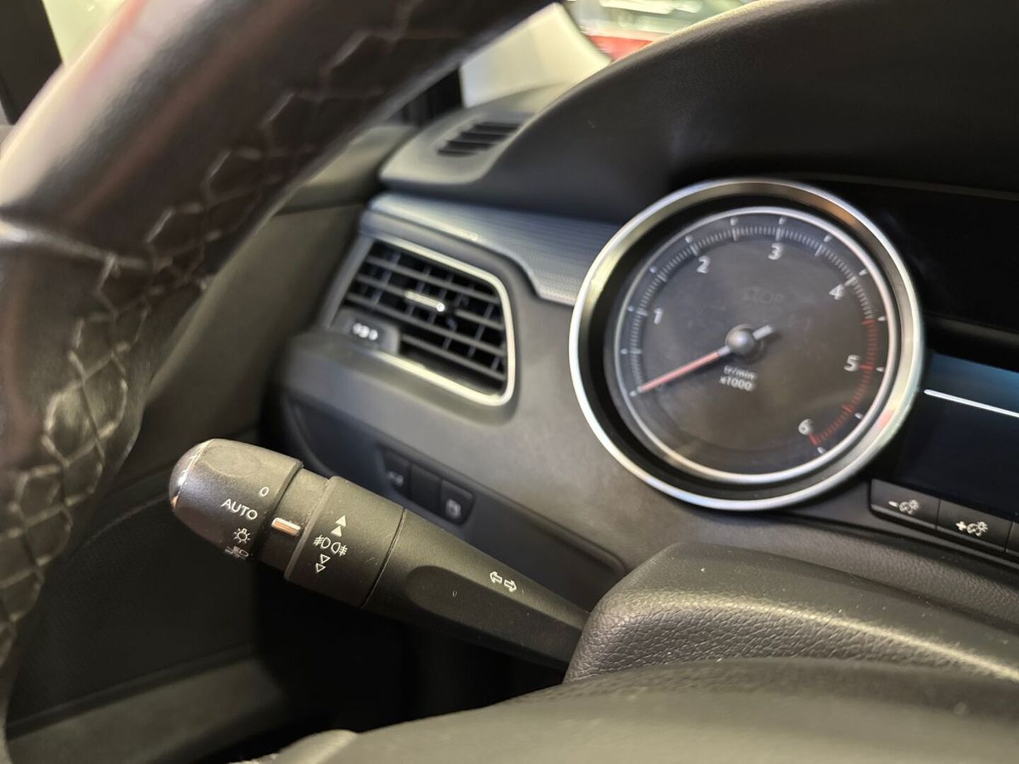 PEUGEOT 508 2015