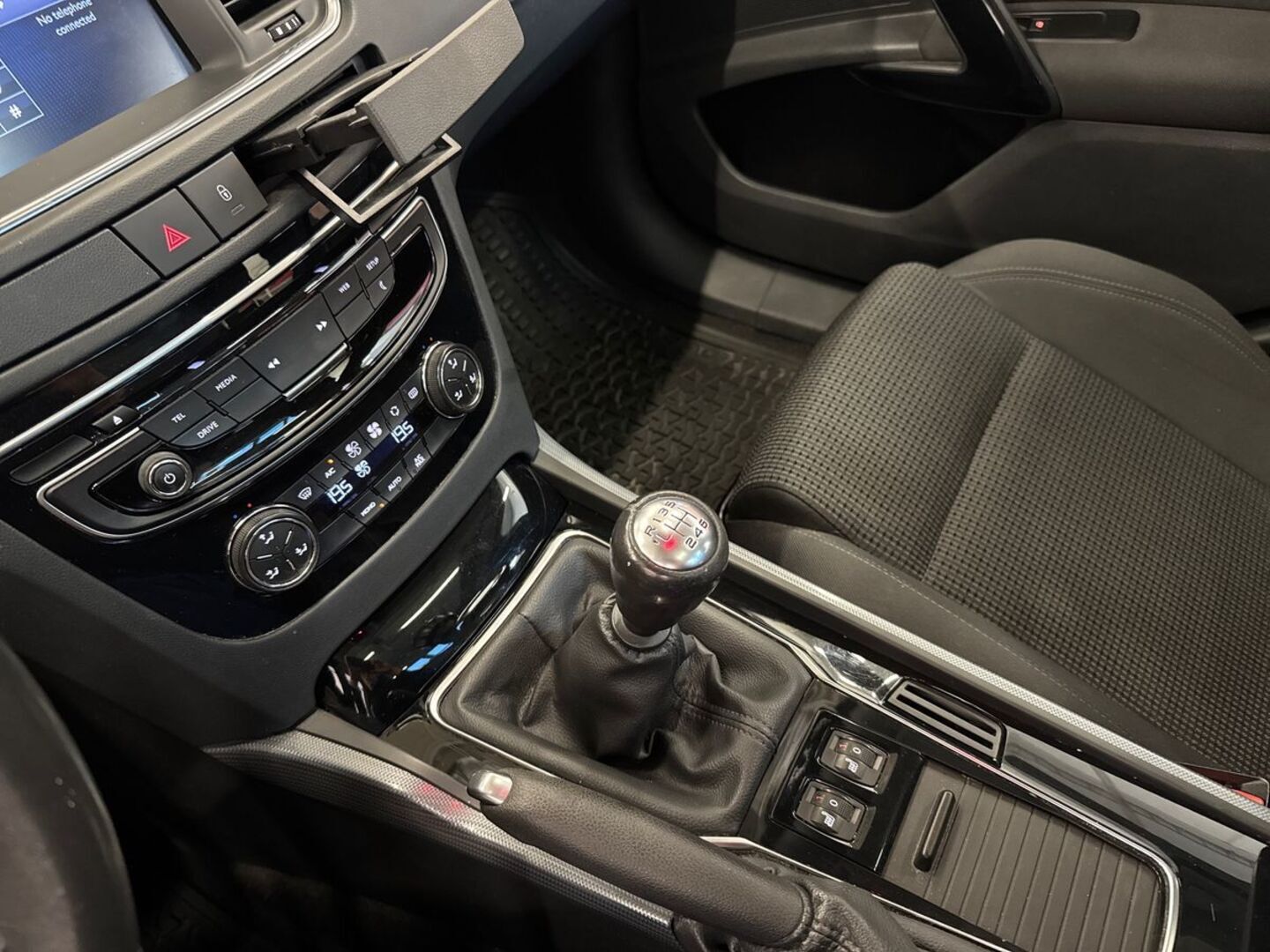 PEUGEOT 508 2015
