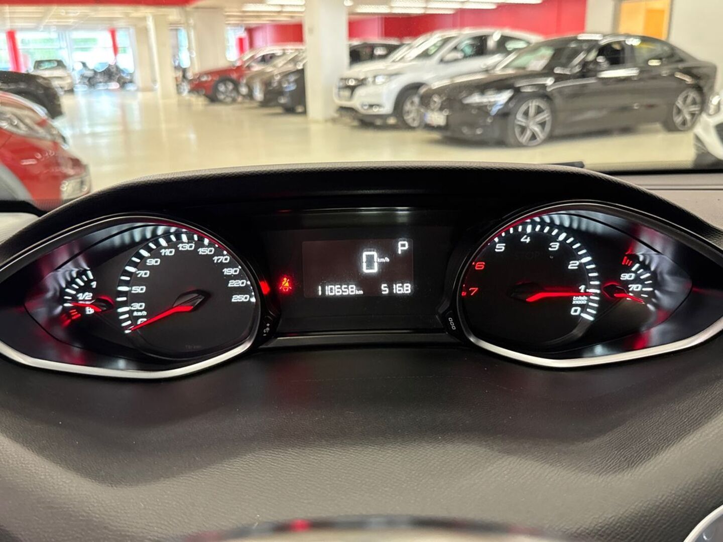 PEUGEOT 308 2017