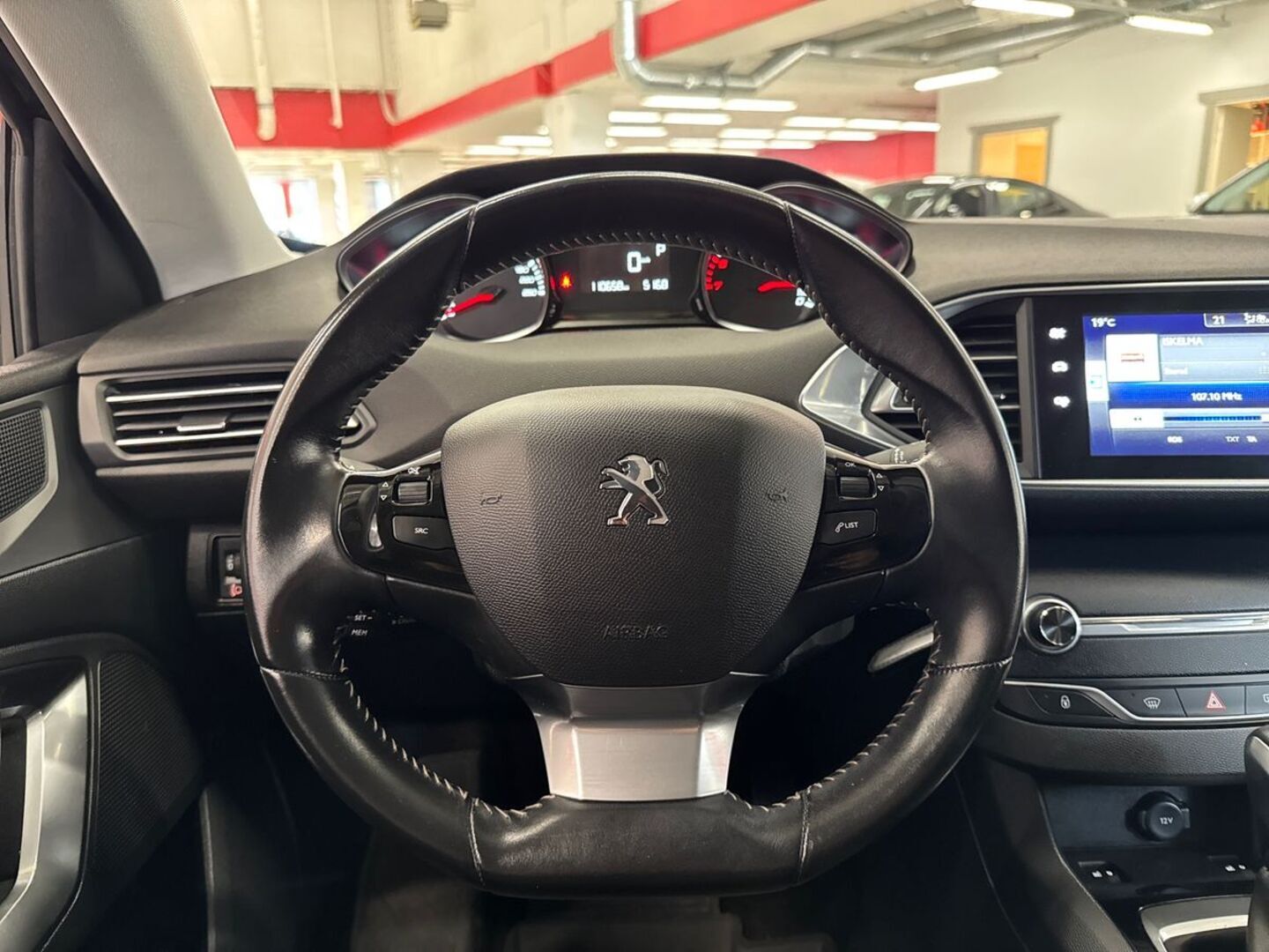 PEUGEOT 308 2017