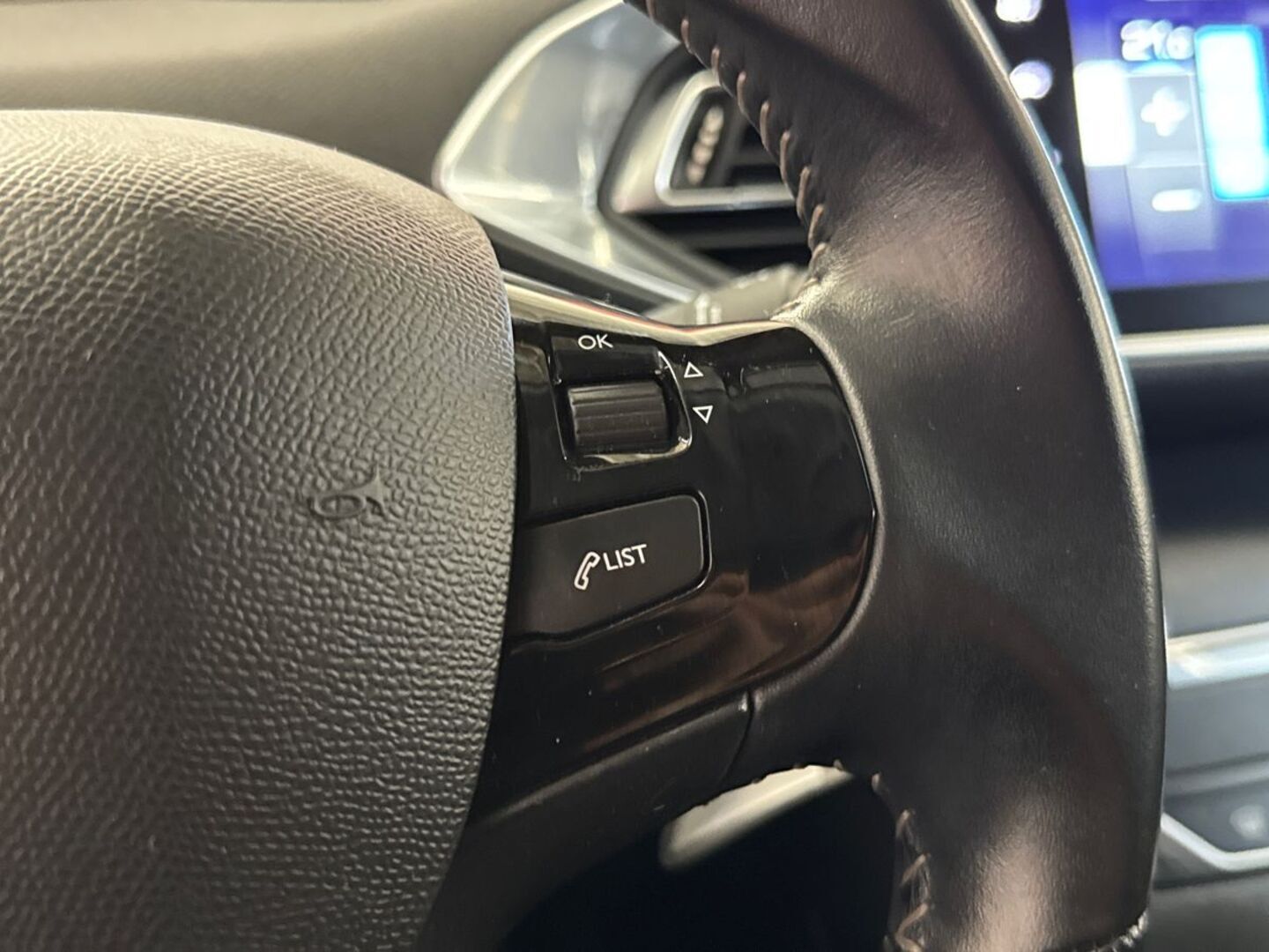 PEUGEOT 308 2017