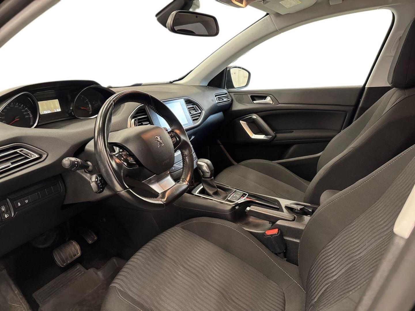 PEUGEOT 308 2017