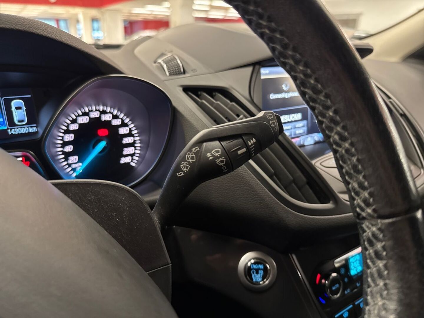 FORD Kuga 23