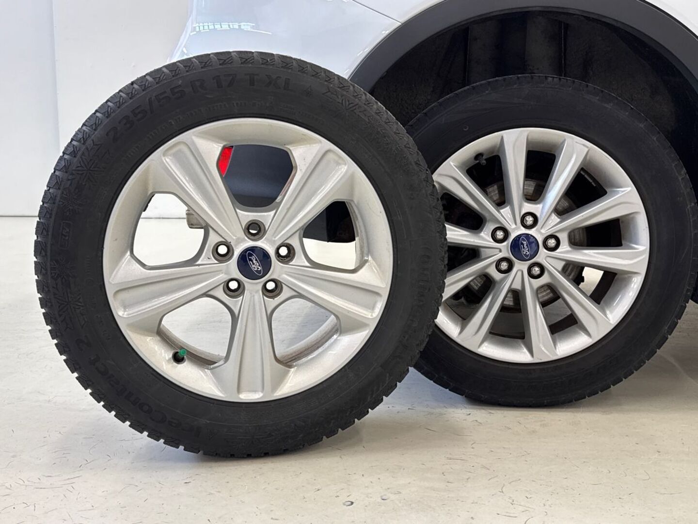 FORD Kuga 31
