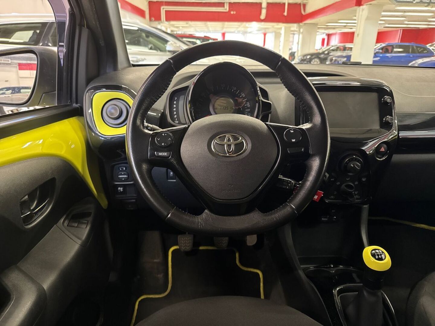 TOYOTA AYGO 2017