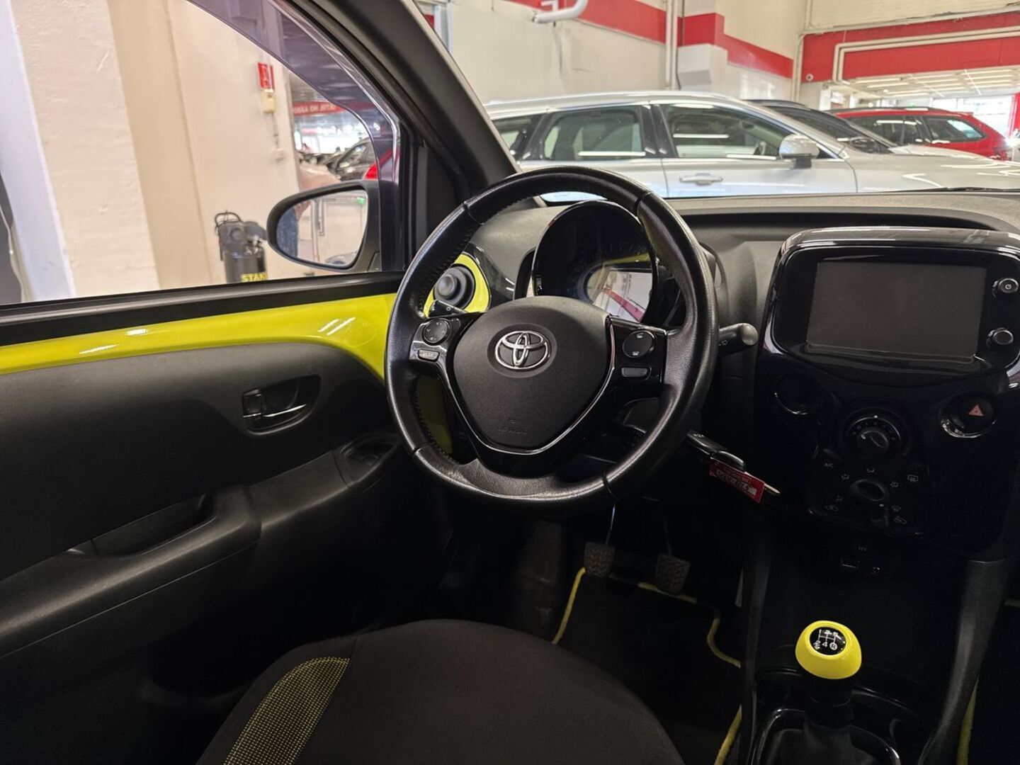 TOYOTA AYGO 2017