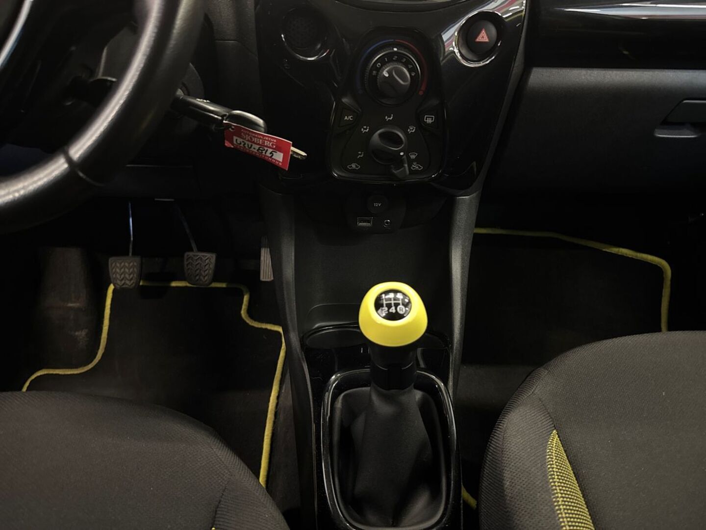 TOYOTA AYGO 2017