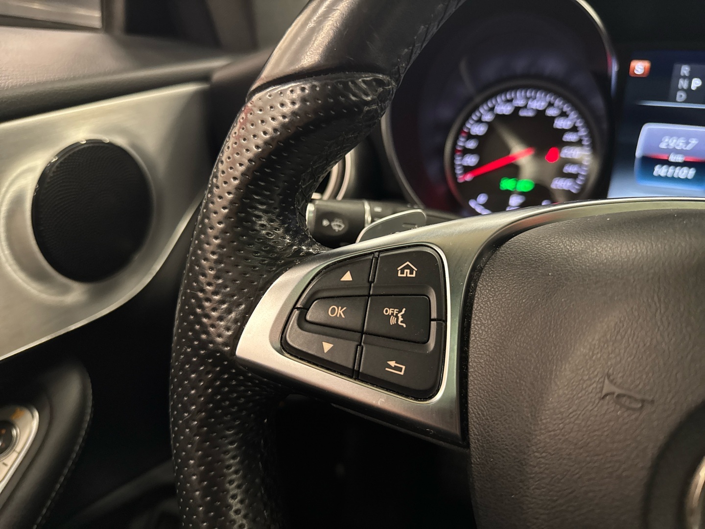 MERCEDES-BENZ C 2017